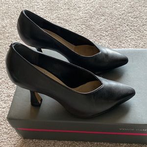 Vince Camuto pumps